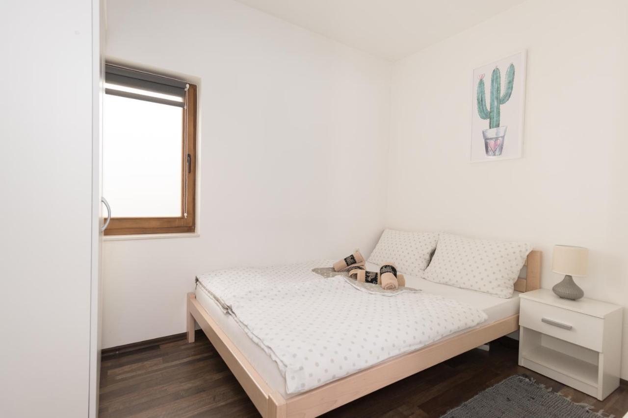 NunaNina apartmani Pozega Exterior foto